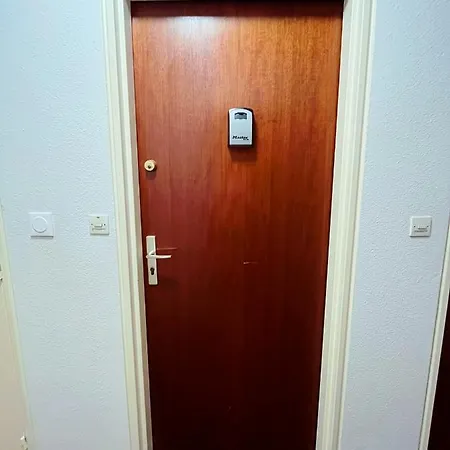 Calme Et Arborée Proche De La Appartement *