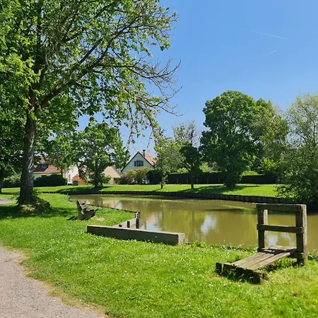 Calme Et Arborée Proche De La Cabourg