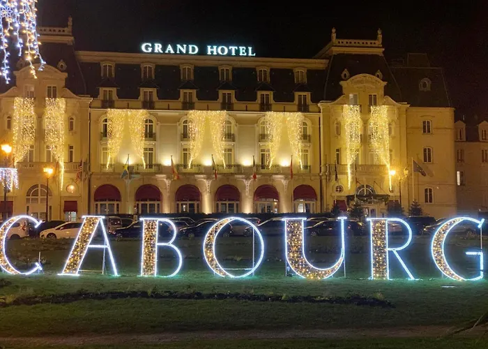 Calme Et Arboree Proche De La דירה *